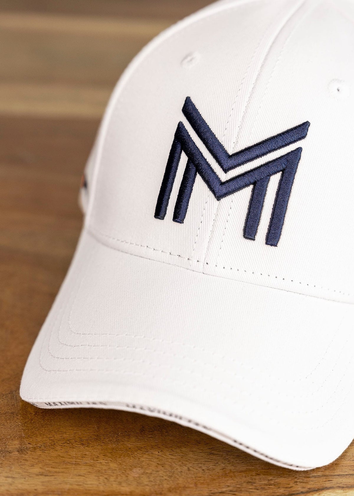 Maximilian Cap - White/Navy image