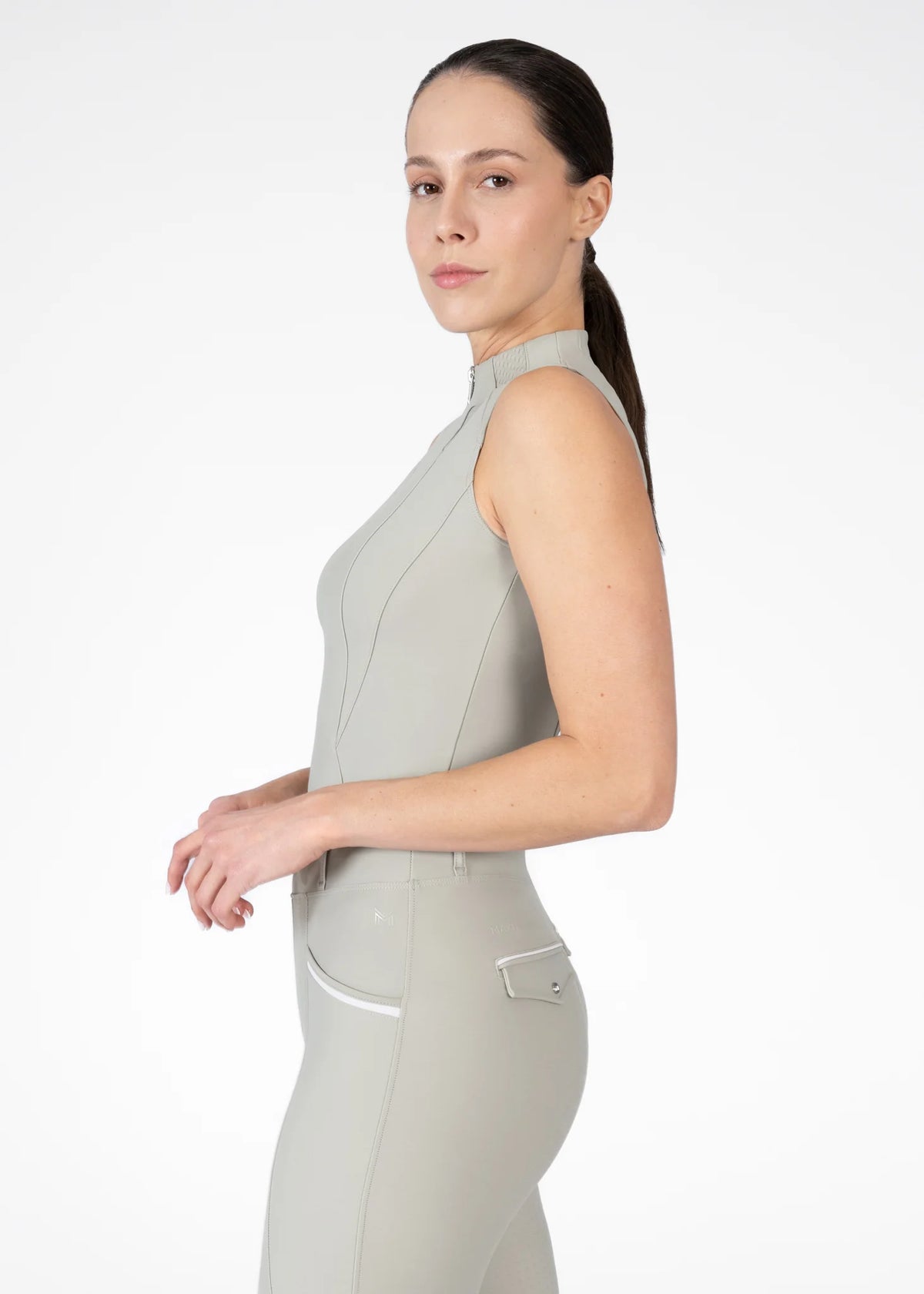 Frame Sleeveless Base Layer image 2