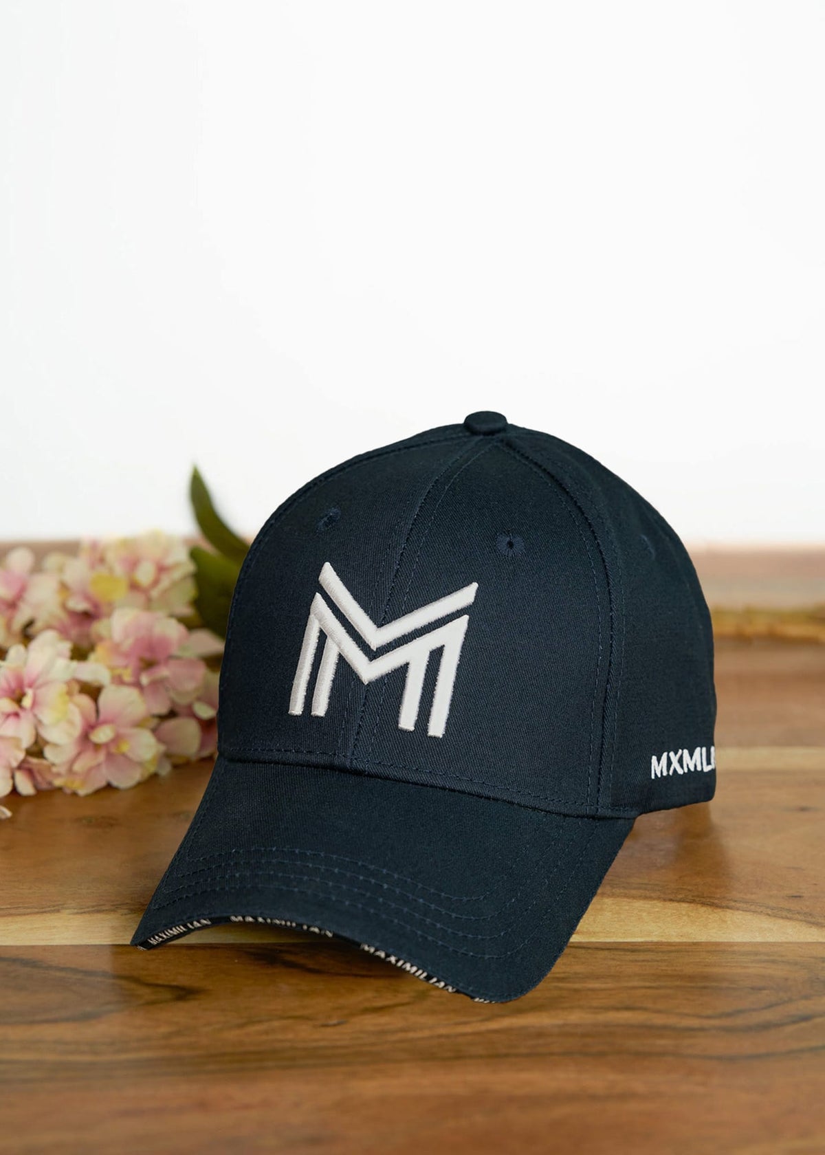 Maximilian Cap - Navy/White image