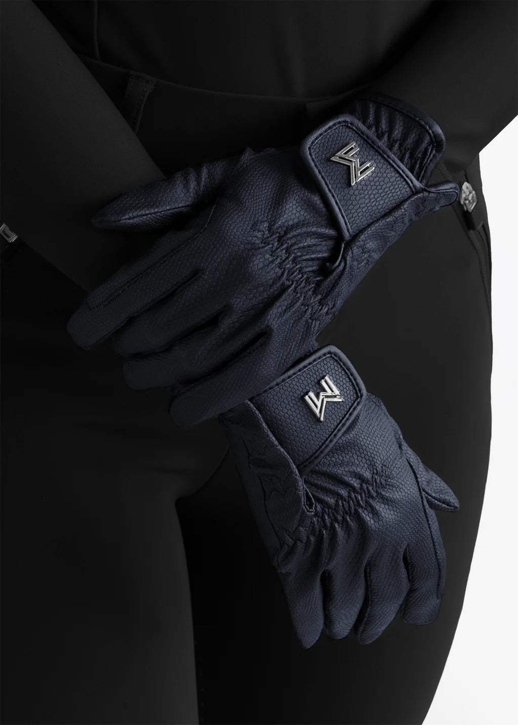 Maximilian Emblem Riding Gloves image 9